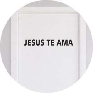 Adesivo de Casa Jesus Te Ama