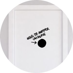 Adesivo de Casa Buraco Negro no Universo